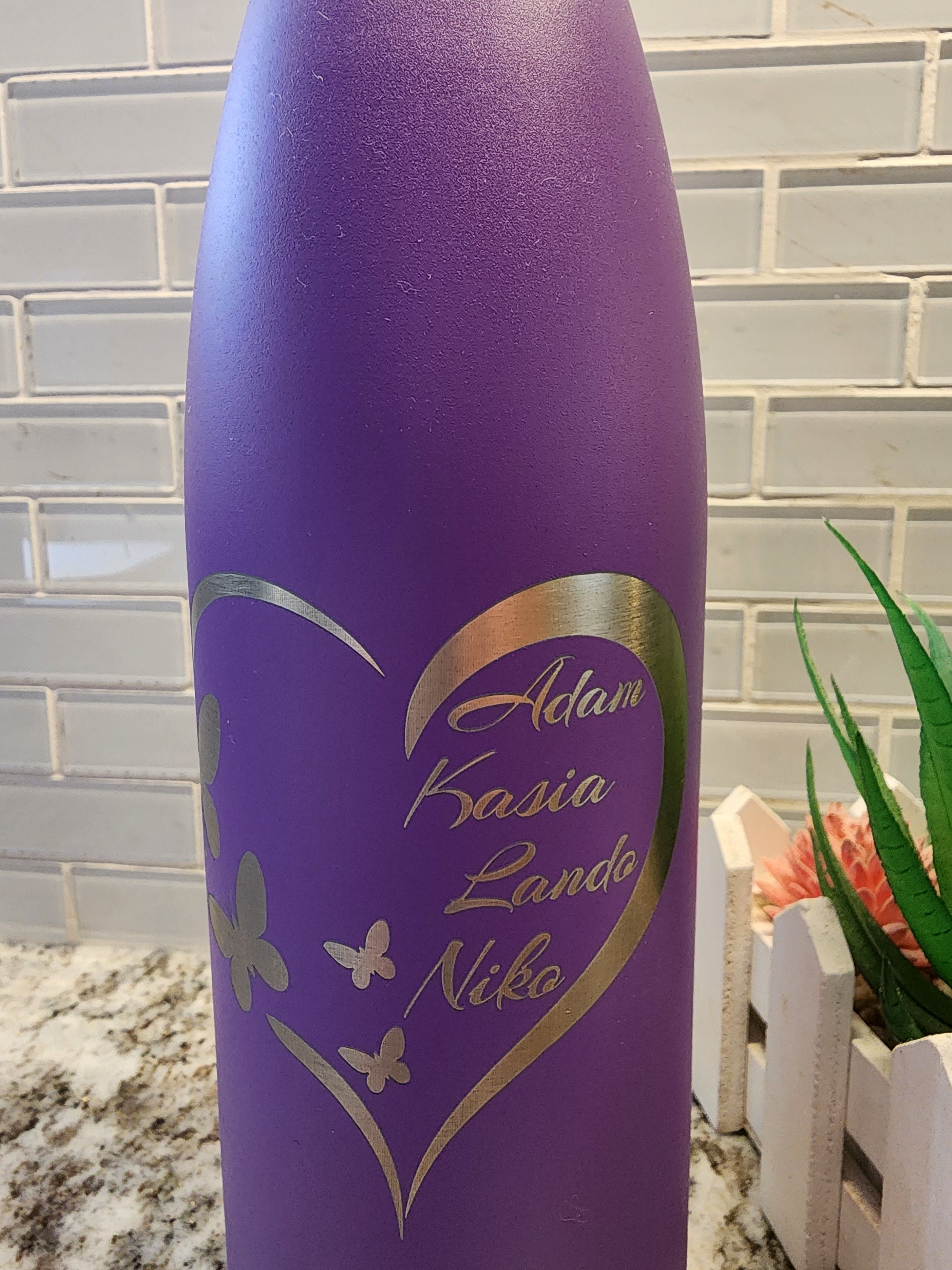 Personalized Heart-Engraved Stainless Steel Bottle